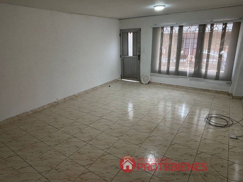 Oficina en arriendo Antioquia Medellín Campo Amor 65 m2 Habitaciones 0 Baños 1 Garajes 0 Precio $2500000