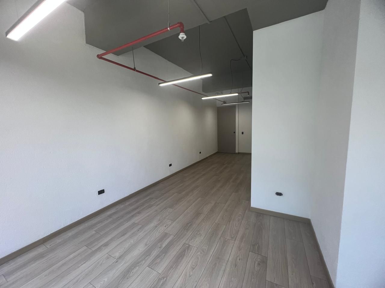 Oficina en arriendo Antioquia Medellín Altos Del Poblado 37 m2 Habitaciones 0 Baños 1 Garajes 1 Precio $4000000