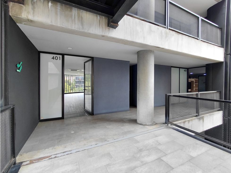 Oficina en arriendo Antioquia Medellín Santa Maria De Los Angeles 172 m2 Habitaciones 0 Baños 2 Garajes 4 Precio $15800000