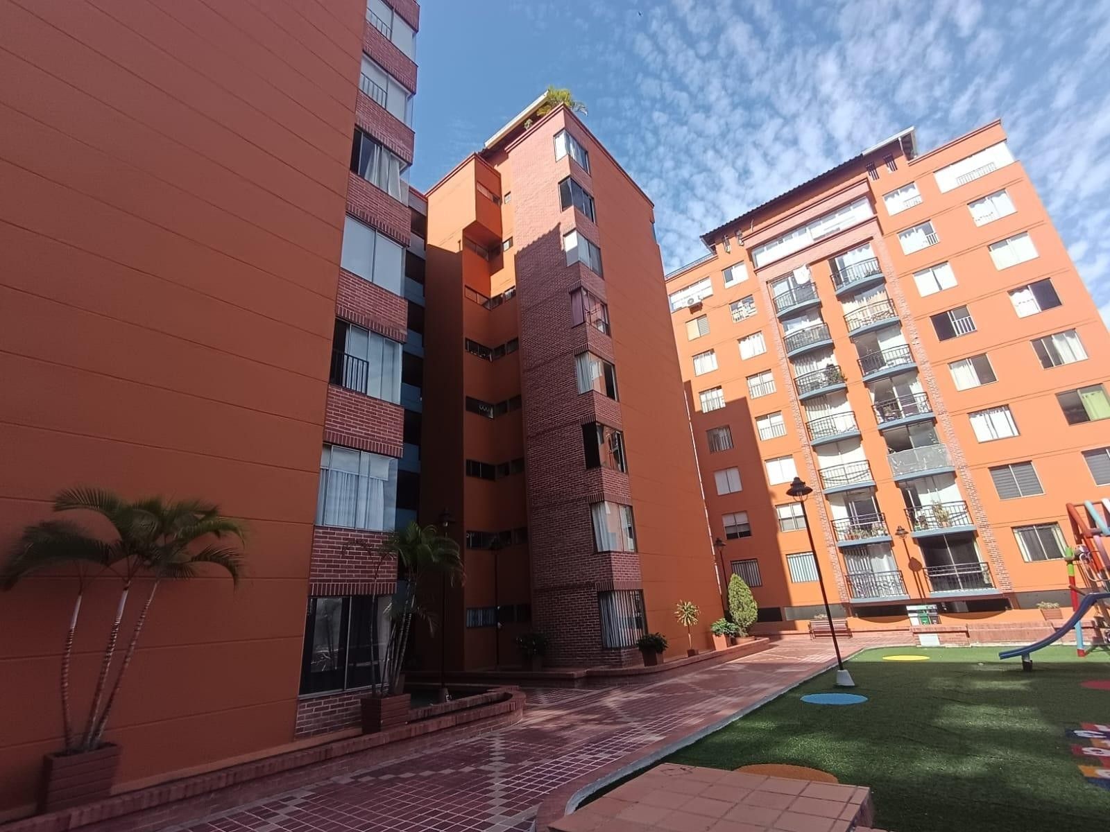 Apartamento en venta Santander Floridablanca Ub Vista Campestre 64 m2 Habitaciones 3 Baños 2 Garajes 1 Precio $300000000