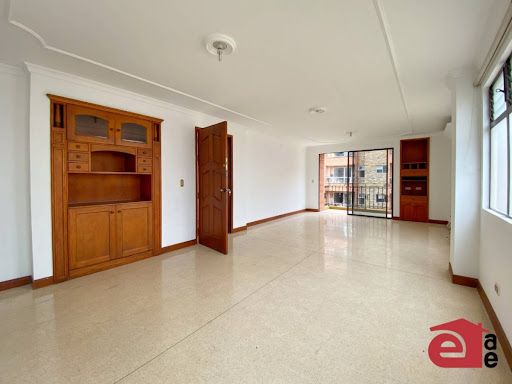 Apartamento en arriendo Antioquia Envigado El Portal 135 m2 Habitaciones 3 Baños 3 Garajes 1 Precio $4000000