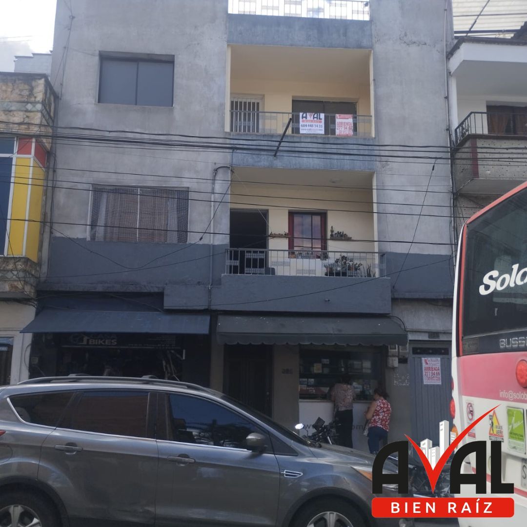 Casa en arriendo Antioquia Itagüí Los Naranjos 105 m2 Habitaciones 4 Baños 2 Garajes 0 Precio $2500000