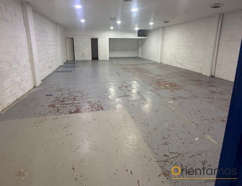 Local en arriendo Antioquia Rionegro Centro 162 m2 Habitaciones 0 Baños 2 Garajes 0 Precio $3500000