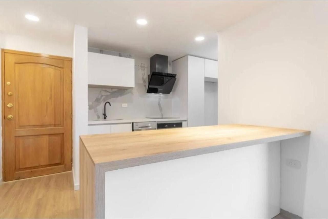 Apartaestudio en venta Cundinamarca Bogotá Santa Barbara Central 60 m2 Habitaciones 1 Baños 1 Garajes 1 Precio $450000000