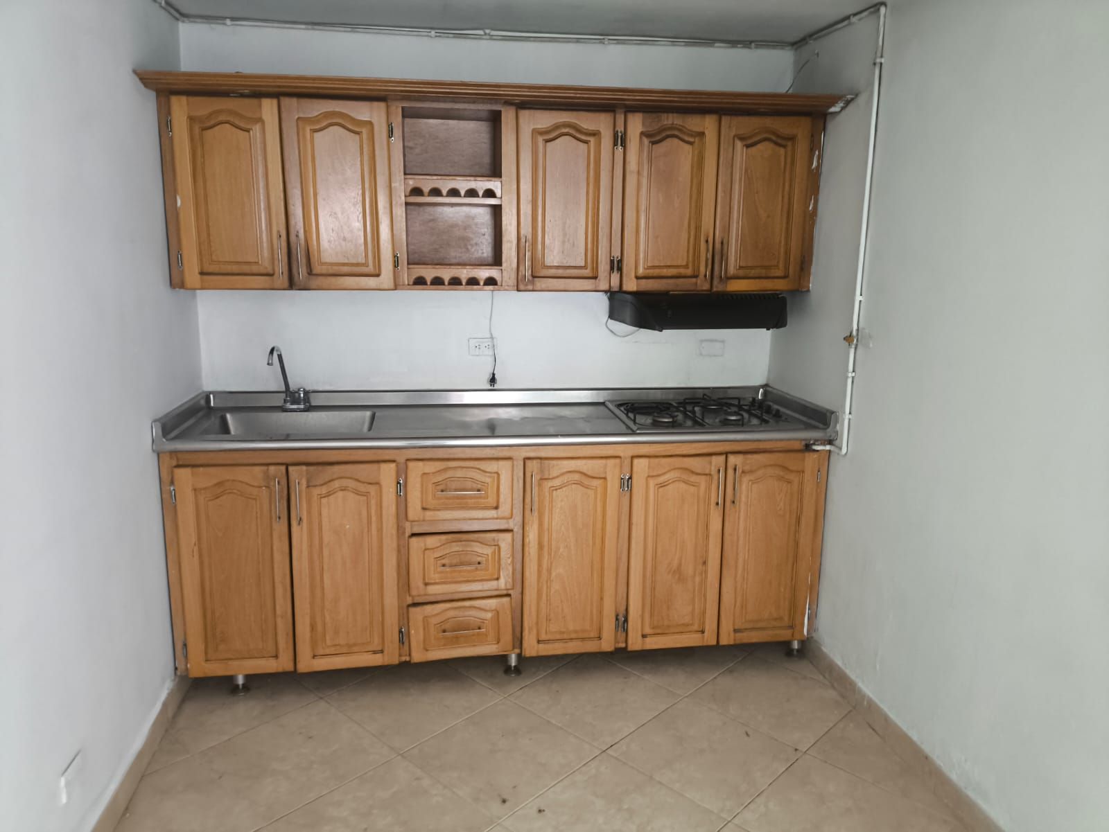 Apartamento en arriendo Antioquia Medellín Las Playas 80 m2 Habitaciones 3 Baños 2 Garajes 0 Precio $2000000