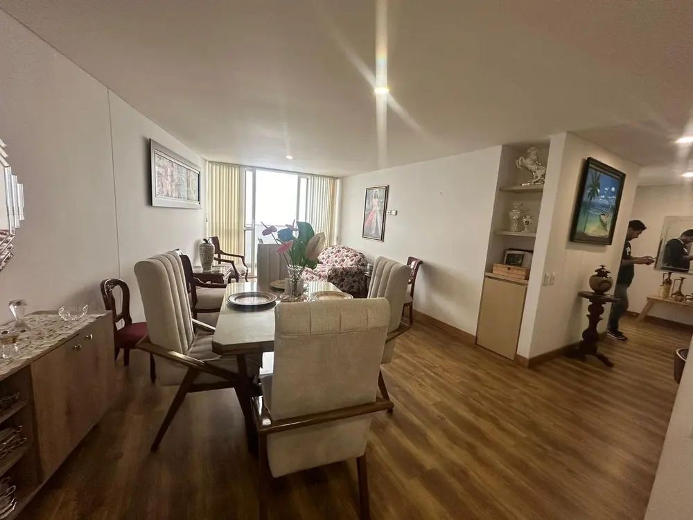 Apartamento en venta Caldas Manizales Los Laureles 104 m2 Habitaciones 3 Baños 2 Garajes 1 Precio $400000000