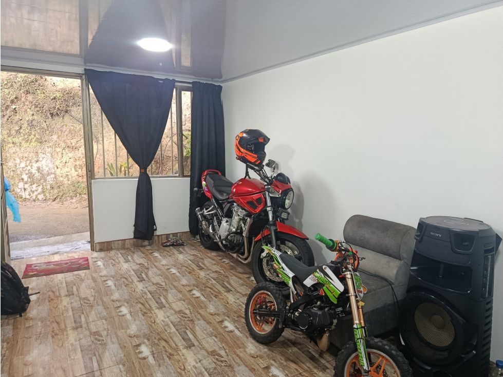 Casa en venta Caldas Manizales Cr Bella Montaña 49 m2 Habitaciones 4 Baños 1 Garajes 0 Precio $250000000