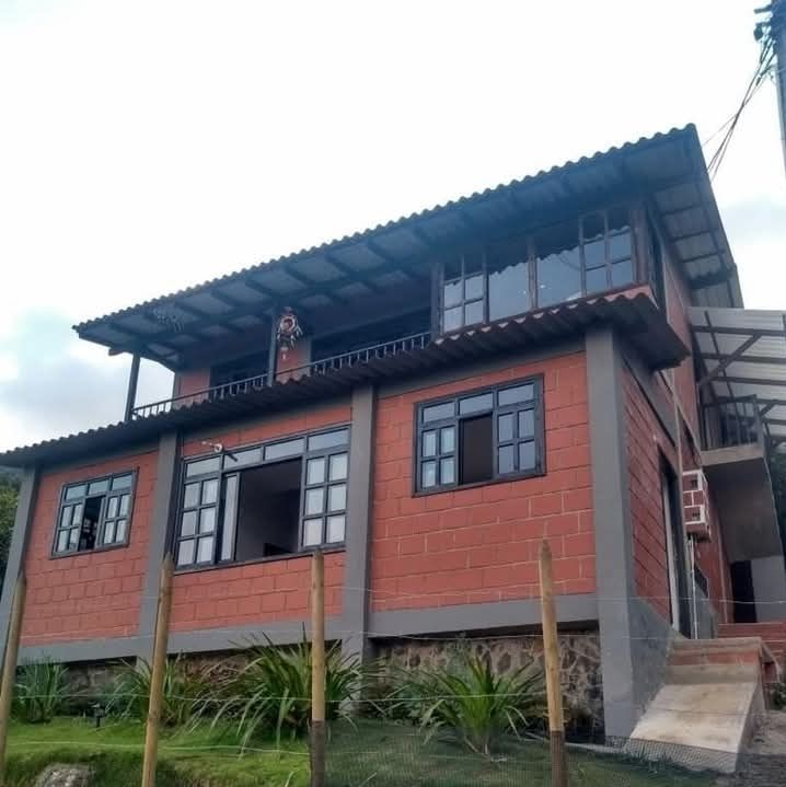 Apartamento en arriendo Valle Del Cauca Yumbo Mompox 100 m2 Habitaciones 3 Baños 2 Garajes 1 Precio $1400000