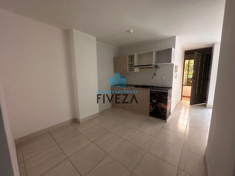 Apartamento en arriendo Antioquia Itagüí Centro 75 m2 Habitaciones 3 Baños 1 Garajes 0 Precio $1700000