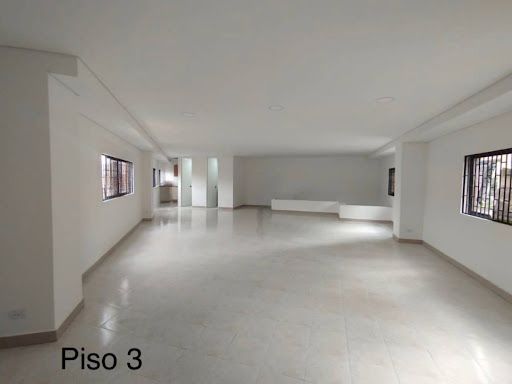 Bodega en arriendo Antioquia Sabaneta Holanda 90 m2 Habitaciones 0 Baños 2 Garajes 1 Precio $4165000