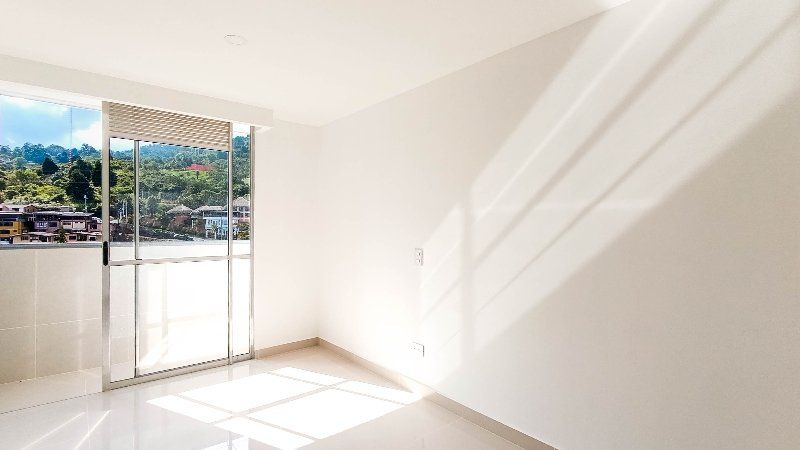 Apartamento en arriendo Antioquia Medellín Ecoparque Cerro El Volador 60 m2 Habitaciones 3 Baños 2 Garajes 0 Precio $1700000