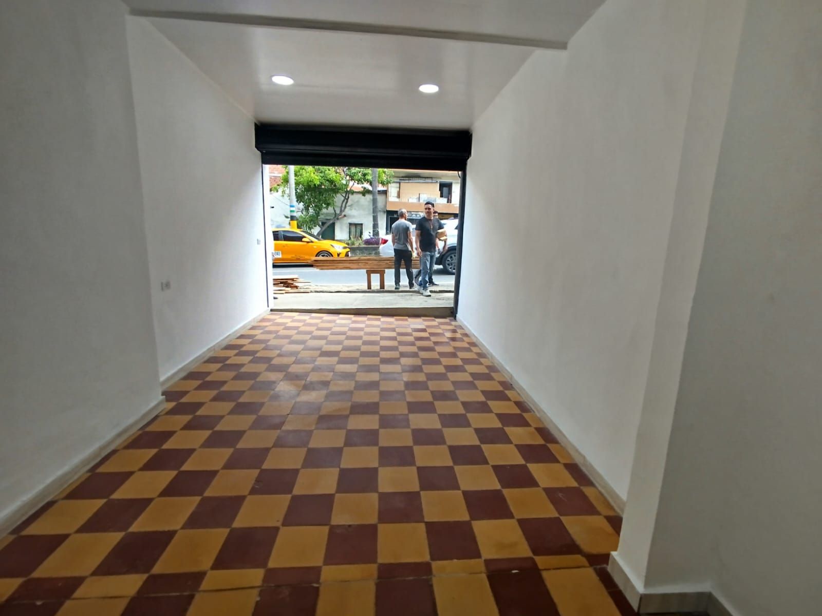 Local en arriendo Antioquia Bello Manchester 30 m2 Habitaciones 0 Baños 1 Garajes 0 Precio $2500000