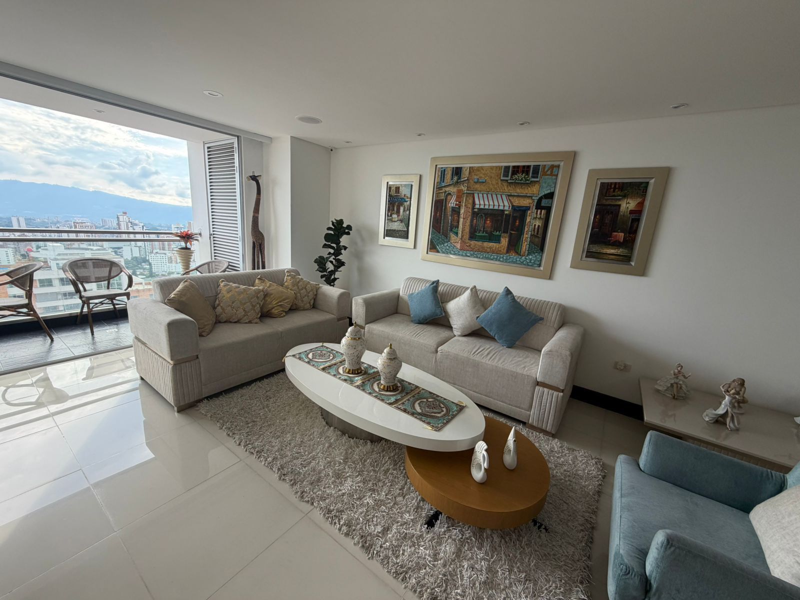 Apartamento en venta Santander Bucaramanga Cabecera Del Llano 185 m2 Habitaciones 3 Baños 4 Garajes 2 Precio $1400000000