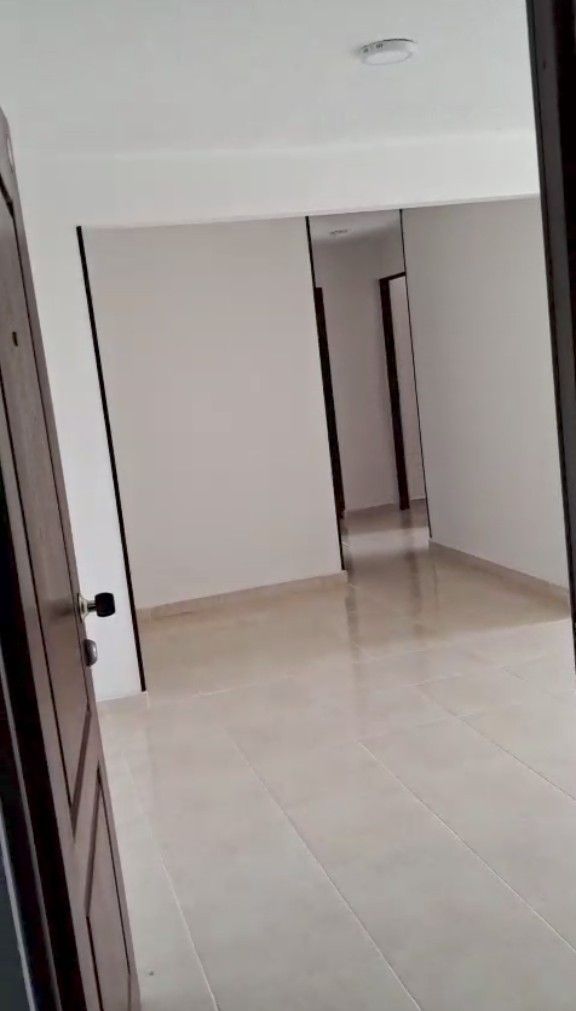 Apartamento en venta Valle Del Cauca Cali Alferez Real 68 m2 Habitaciones 3 Baños 2 Garajes 1 Precio $285