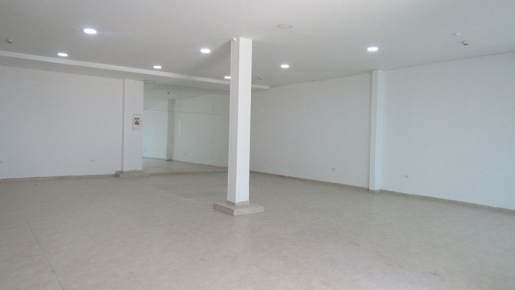 Oficina en arriendo Atlántico Barranquilla Batallon Infanteria 120 m2 Habitaciones 0 Baños 2 Garajes 4 Precio $10000000