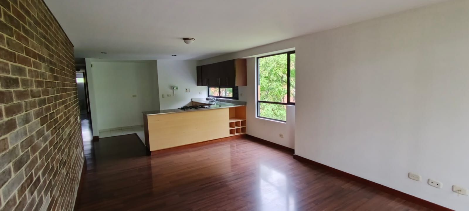 Suite en arriendo Antioquia Envigado Zúñiga 108 m2 Habitaciones 2 Baños 4 Garajes 1 Precio $5000000