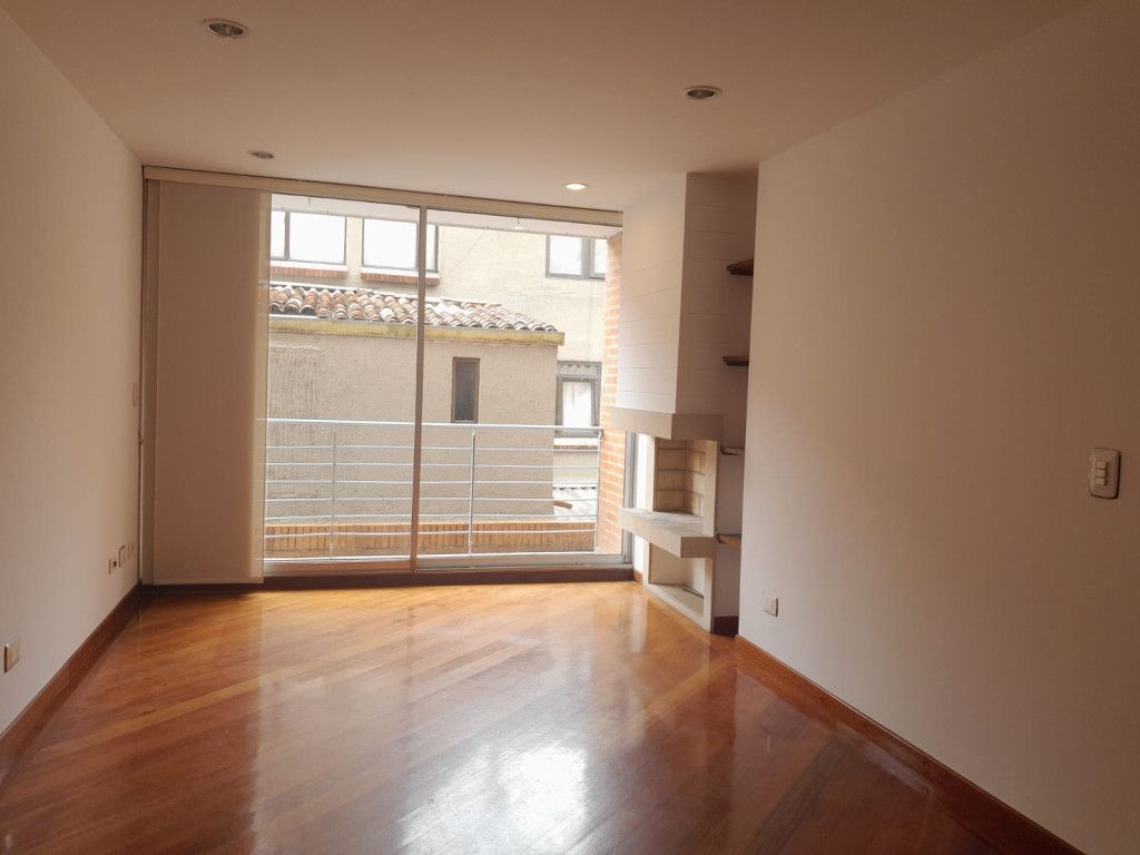 Apartamento en venta Cundinamarca Bogotá Santa Barbara 69 m2 Habitaciones 2 Baños 2 Garajes 1 Precio $540000000