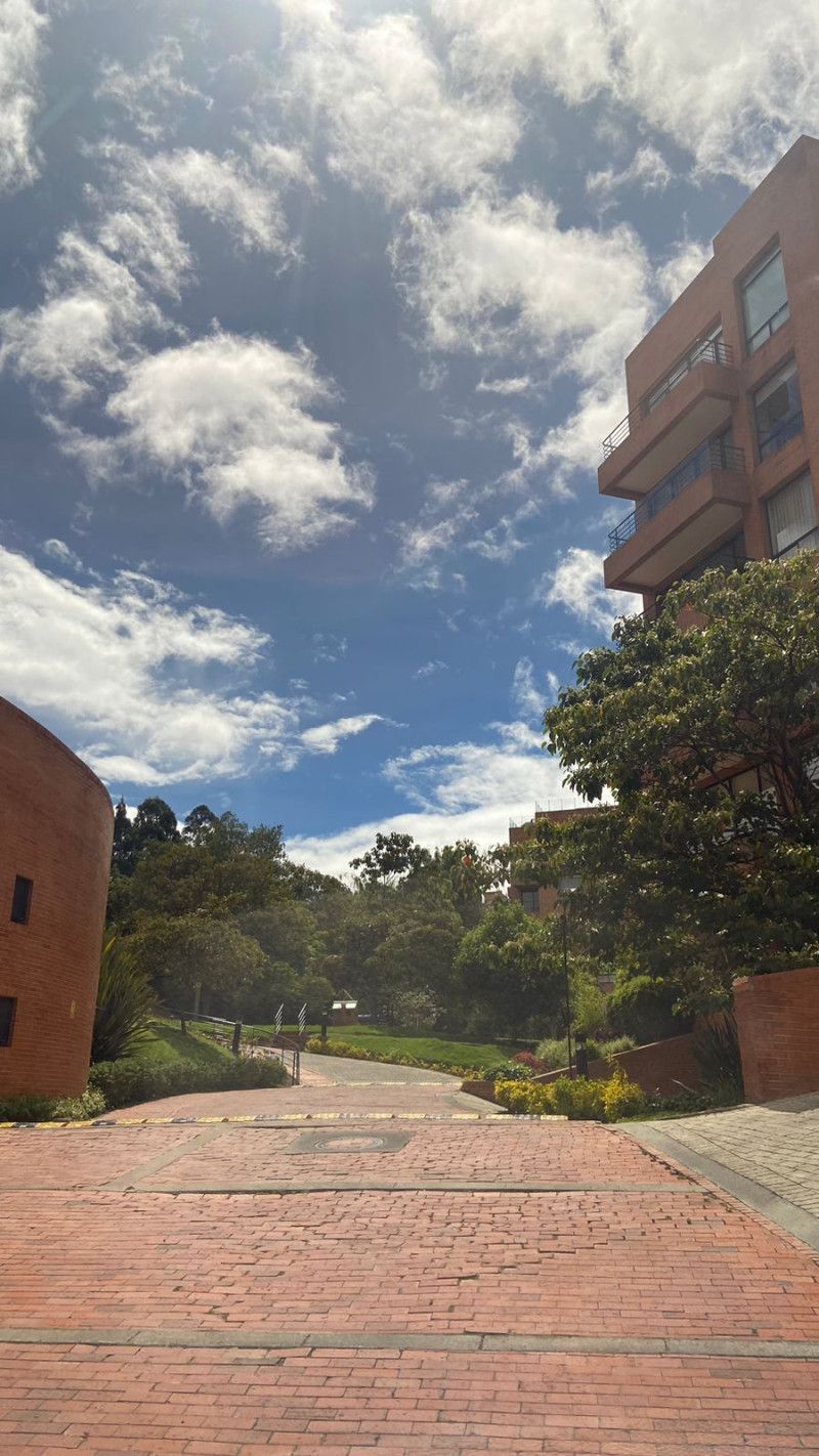 Apartamento en venta Cundinamarca Bogotá Suba Naranjos 224 m2 Habitaciones 4 Baños 3 Garajes 3 Precio $1500000000