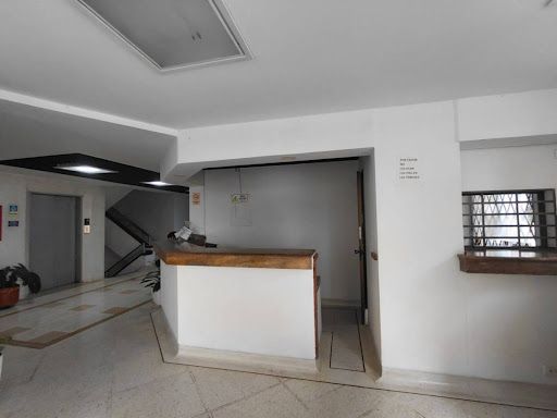 Oficina en arriendo Valle Del Cauca Cali Militar 20 m2 Habitaciones 0 Baños 1 Garajes 1 Precio $2250000