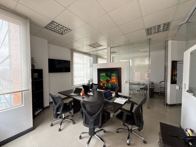 Oficina en arriendo Cundinamarca Bogotá Chico Norte Et Iii 127 m2 Habitaciones 0 Baños 2 Garajes 3 Precio $10252000