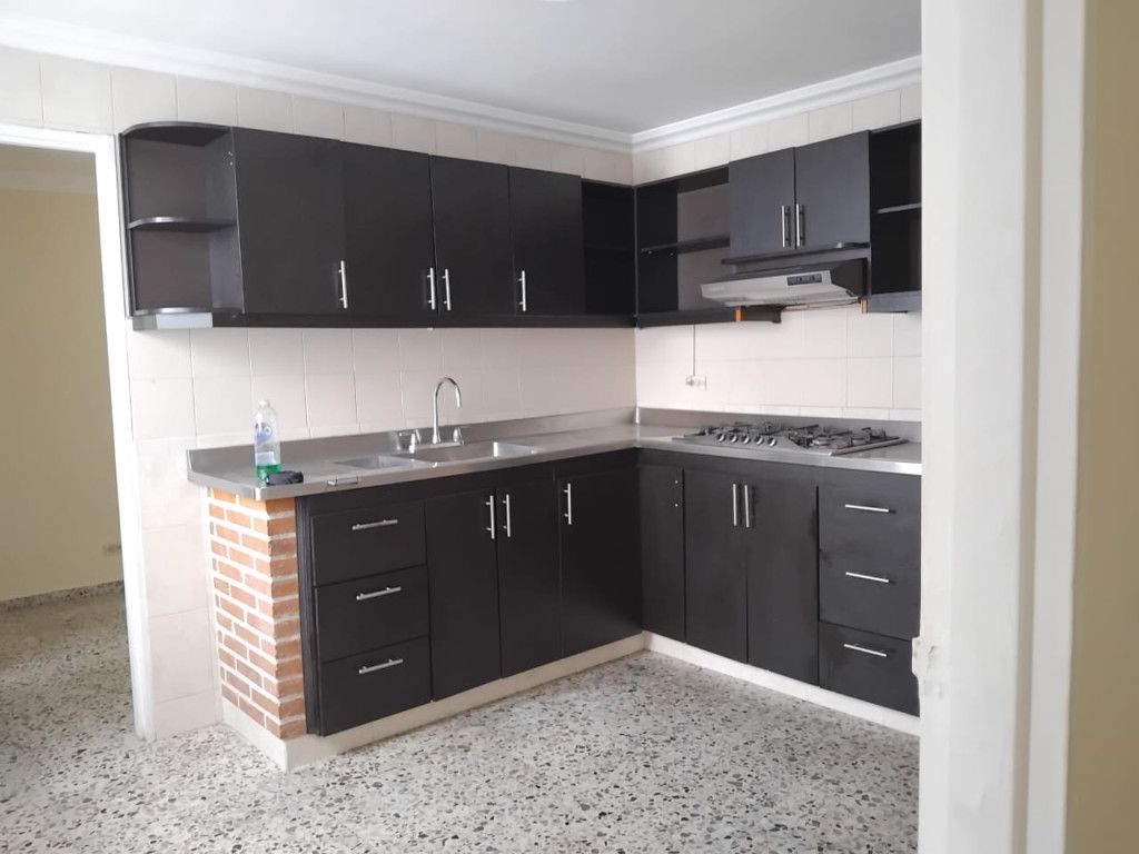Apartamento en arriendo Antioquia Itagüí Itagüí 120 m2 Habitaciones 4 Baños 2 Garajes 0 Precio $2500000