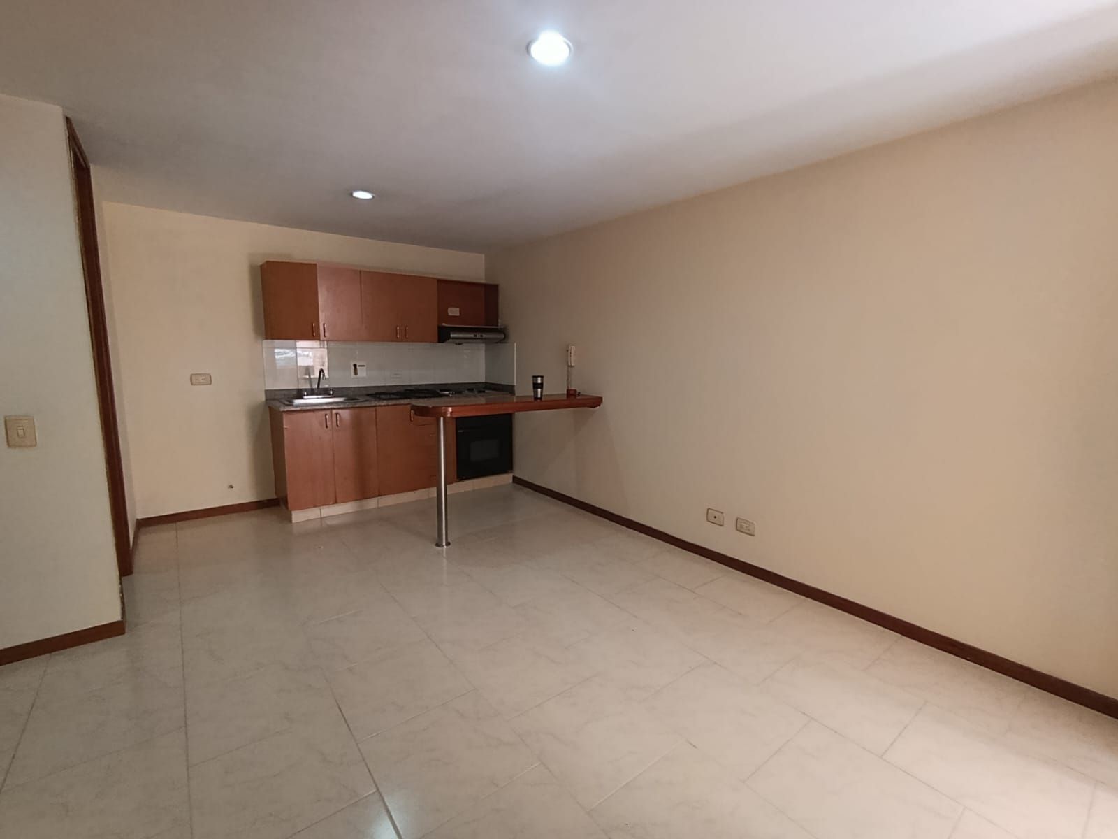 Apartaestudio en arriendo Antioquia Medellín Lorena 40 m2 Habitaciones 1 Baños 1 Garajes 0 Precio $2600000