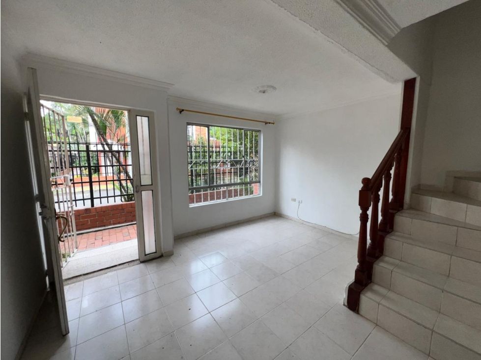 Casa en venta Valle Del Cauca Cali Caney 110 m2 Habitaciones 4 Baños 3 Garajes 1 Precio $300000000