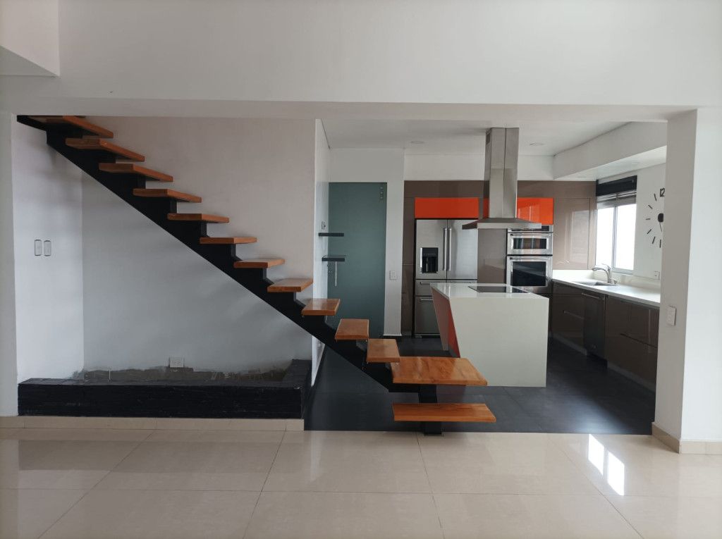 Apartamento en arriendo Antioquia Envigado Loma Del Barro 306 m2 Habitaciones 3 Baños 6 Garajes 3 Precio $9000000