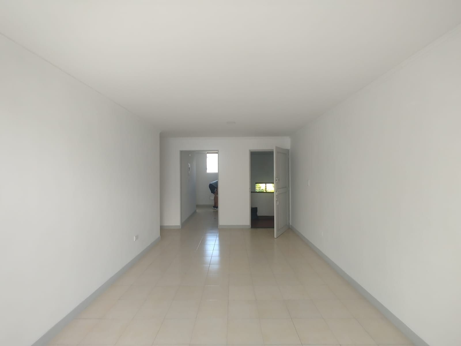 Apartamento en arriendo Risaralda Pereira Ciudad Jardin 79 m2 Habitaciones 3 Baños 2 Garajes 1 Precio $1800000
