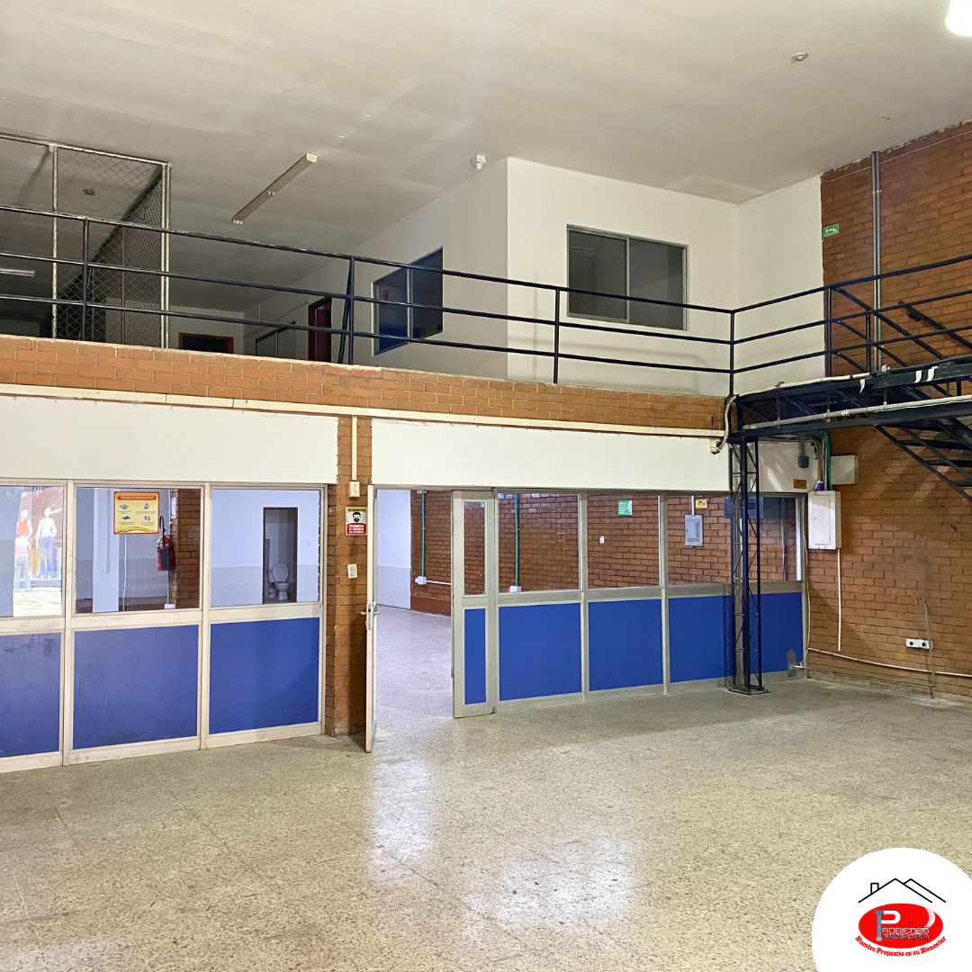 Bodega en arriendo Valle Del Cauca Cali Obrero 460 m2 Habitaciones 0 Baños 4 Garajes 2 Precio $8200000