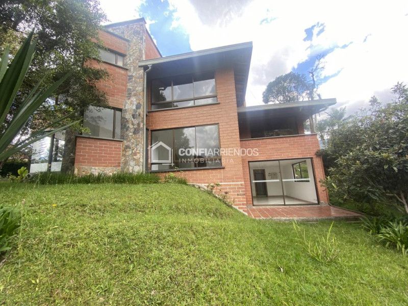 Casa Campestre en arriendo Antioquia El Retiro El Retiro 450 m2 Habitaciones 5 Baños 7 Garajes 6 Precio $9500000