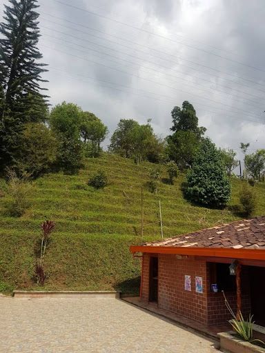 Casa Campestre en arriendo Antioquia Caldas Santa Ana 1 m2 Habitaciones 6 Baños 3 Garajes 5 Precio $6300000