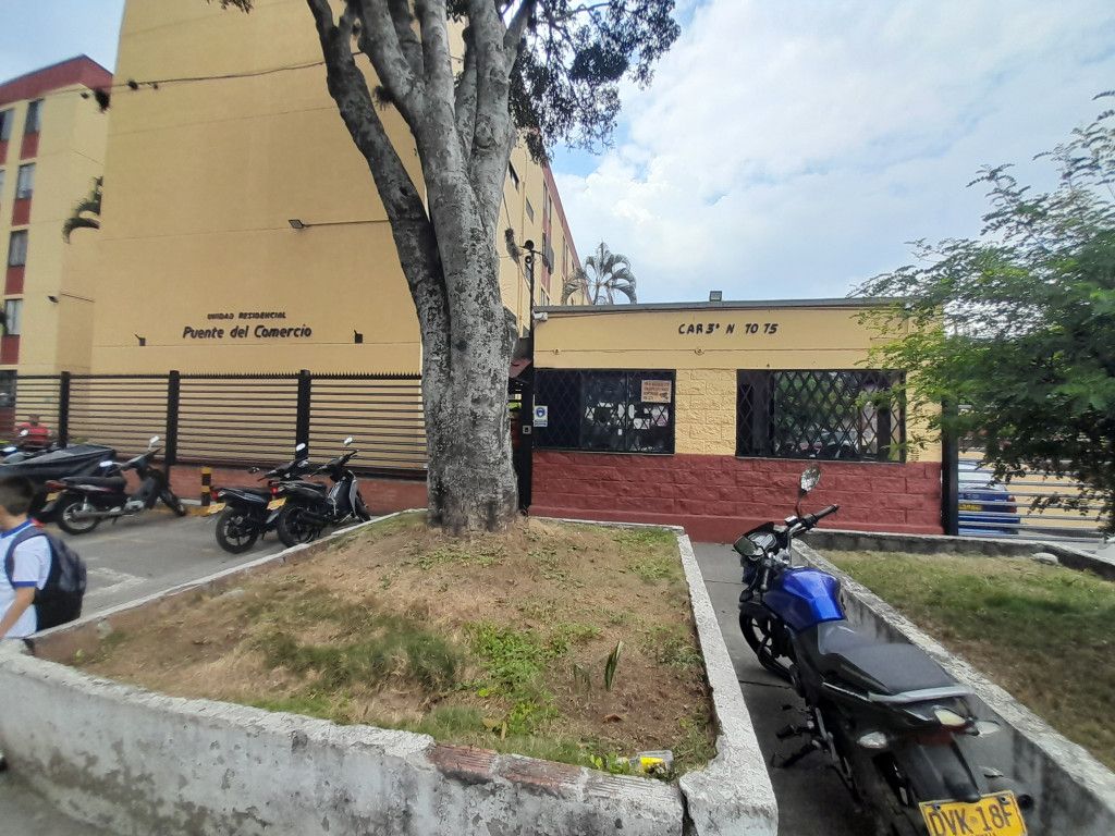 Apartamento en arriendo Valle Del Cauca Cali Sector Puente Del Comercio 53 m2 Habitaciones 3 Baños 1 Garajes 1 Precio $870000