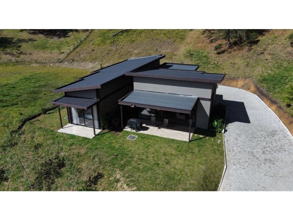 Casa en arriendo Antioquia El Retiro El Retiro 255 m2 Habitaciones 3 Baños 4 Garajes 3 Precio $16480000