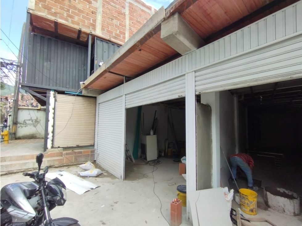 Local en arriendo Antioquia Medellín El Rincon 44 m2 Habitaciones 0 Baños 1 Garajes 0 Precio $2800000