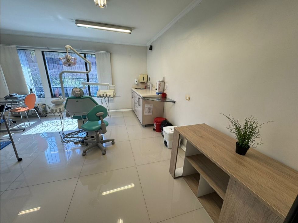 Local en arriendo Antioquia Medellín San Bernardo 30 m2 Habitaciones 0 Baños 1 Garajes 0 Precio $2036000