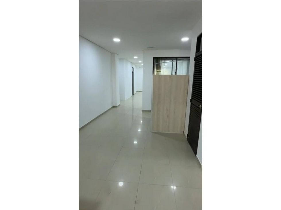 Oficina en arriendo Bolívar Cartagena Br San Pedro 160 m2 Habitaciones 0 Baños 1 Garajes 0 Precio $1900000