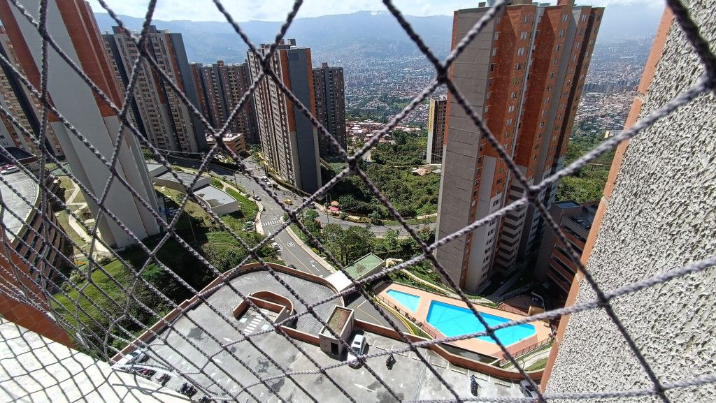 Apartamento en arriendo Antioquia Medellín Puertas Del Sol 70 m2 Habitaciones 3 Baños 2 Garajes 0 Precio $1800000