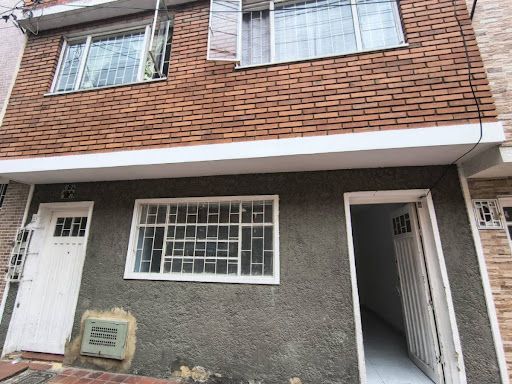 Apartamento en arriendo Cundinamarca Bogotá Los Cerezos 90 m2 Habitaciones 2 Baños 1 Garajes 0 Precio $1500000