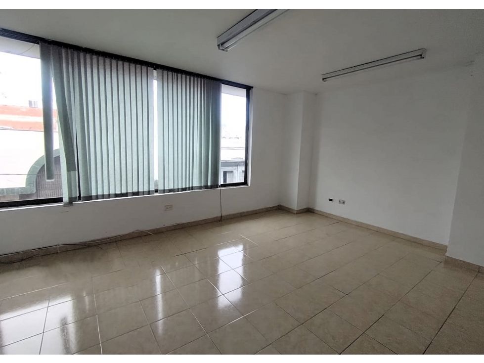 Oficina en arriendo Caldas Manizales El Centro 34 m2 Habitaciones 0 Baños 1 Garajes 0 Precio $1300000