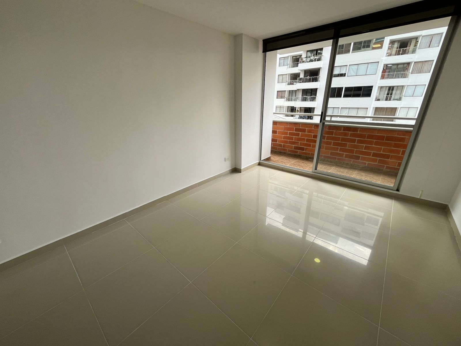 Apartamento en arriendo Antioquia Envigado La Abadia 89 m2 Habitaciones 2 Baños 2 Garajes 1 Precio $4150000