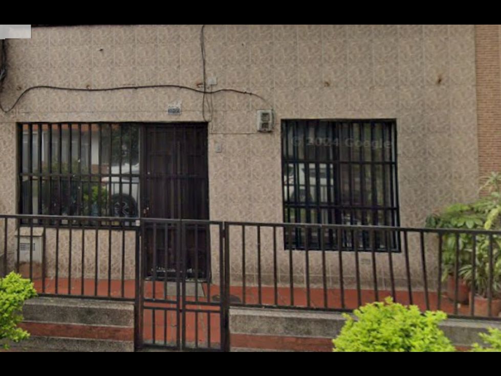 Lote en venta Antioquia Envigado Obrero 151 m2 Habitaciones 0 Baños 3 Garajes 0 Precio $1100000000