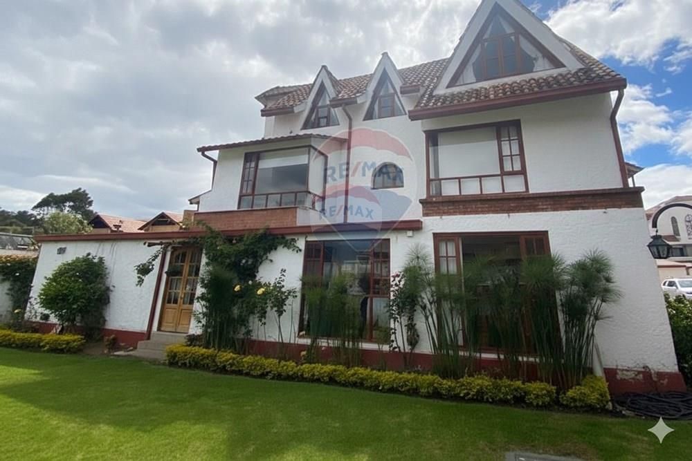 Casa en venta Cundinamarca Bogotá San José De Bavaria 373 m2 Habitaciones 3 Baños 5 Garajes 3 Precio $1200000000