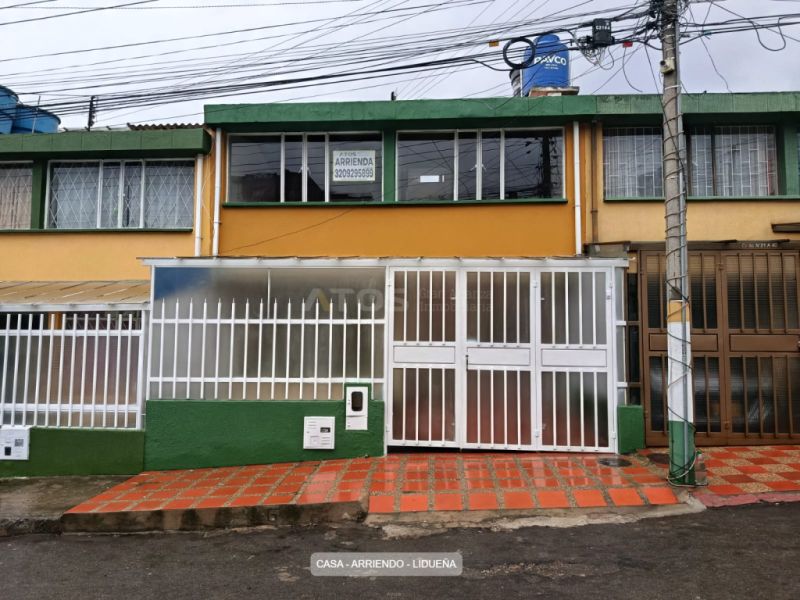 Casa en venta Boyacá Tunja Urbanización Parque De Lidueña 102 m2 Habitaciones 4 Baños 4 Garajes 1 Precio $400000000