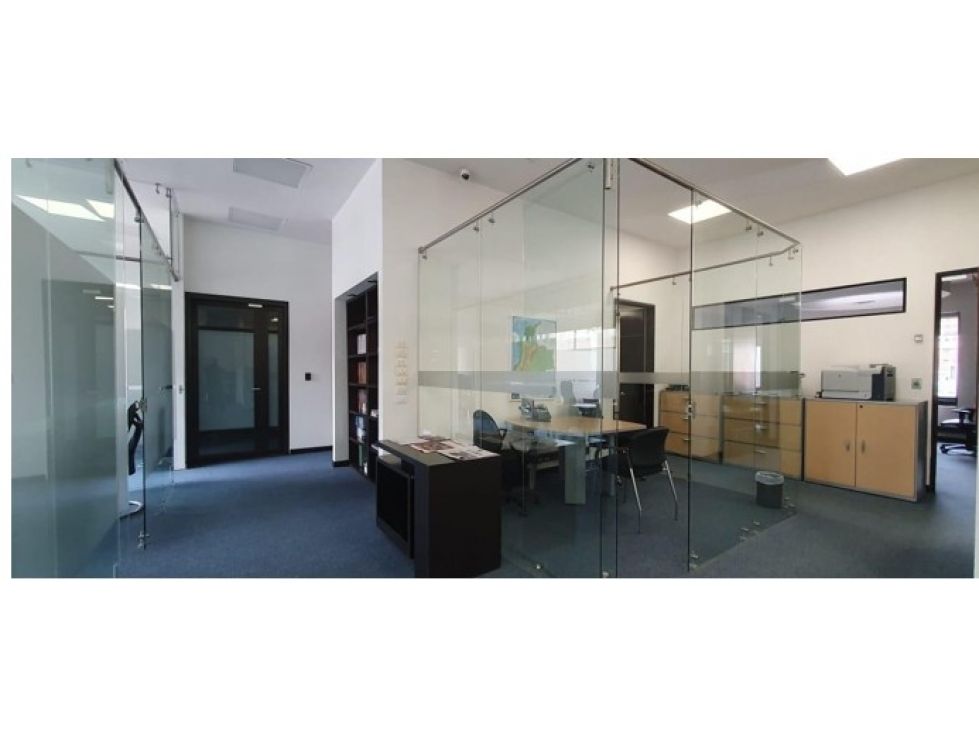 Oficina en venta Cundinamarca Bogotá Emaus 211 m2 Habitaciones 0 Baños 0 Garajes 0 Precio $1905660000