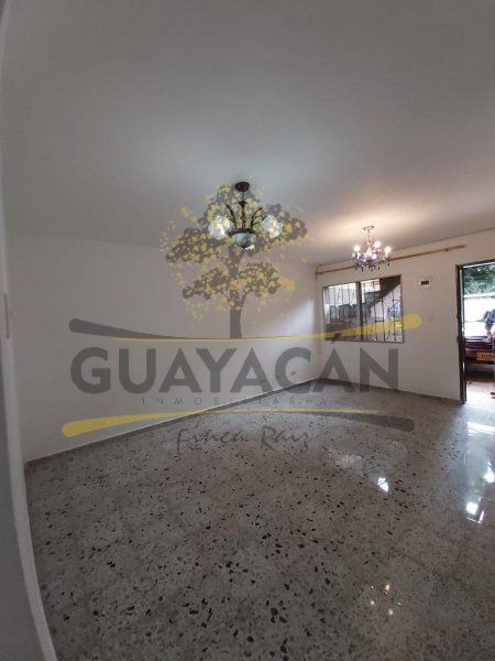 Casa en venta Antioquia Medellín La Gloria 130 m2 Habitaciones 4 Baños 2 Garajes 0 Precio $450000000