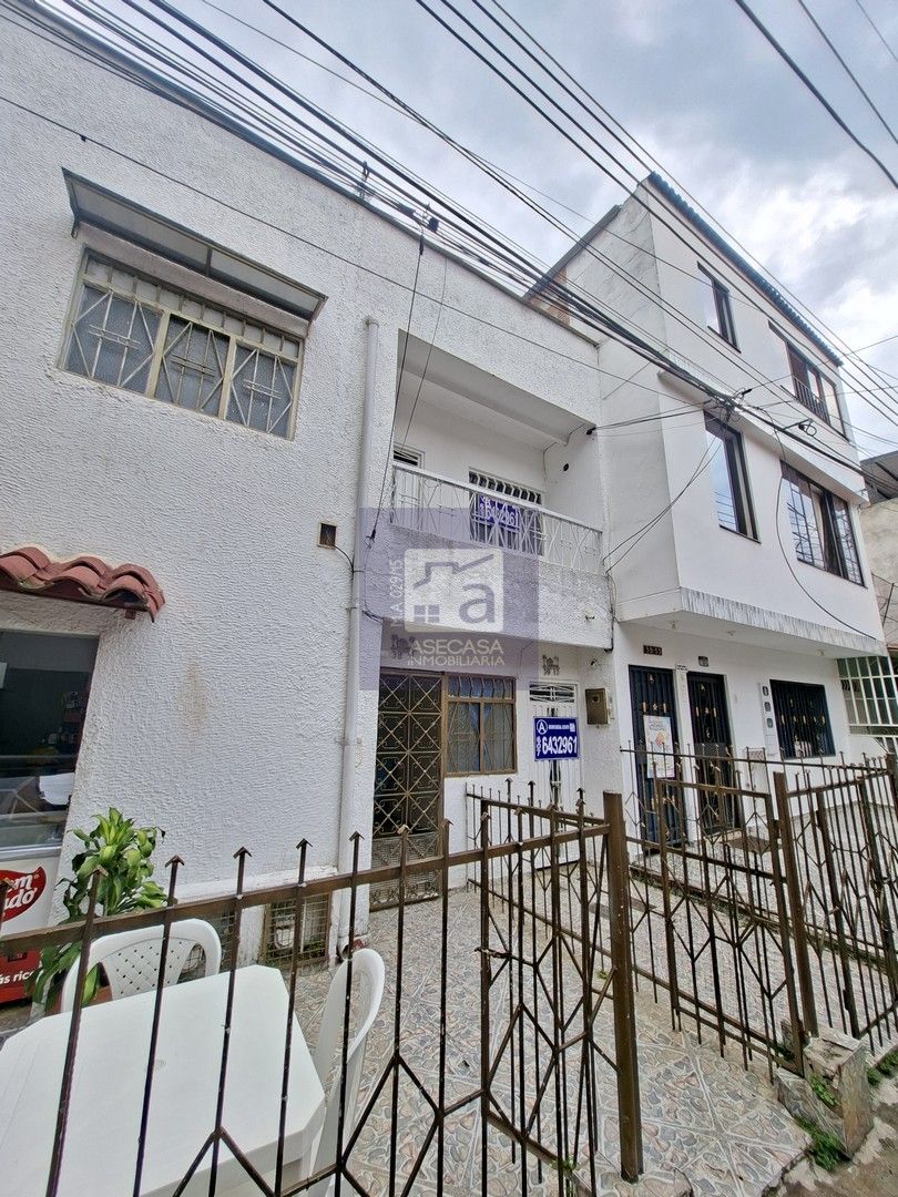 Apartamento en arriendo Santander Floridablanca Zapamanga I Etapa 140 m2 Habitaciones 5 Baños 2 Garajes 0 Precio $1300000