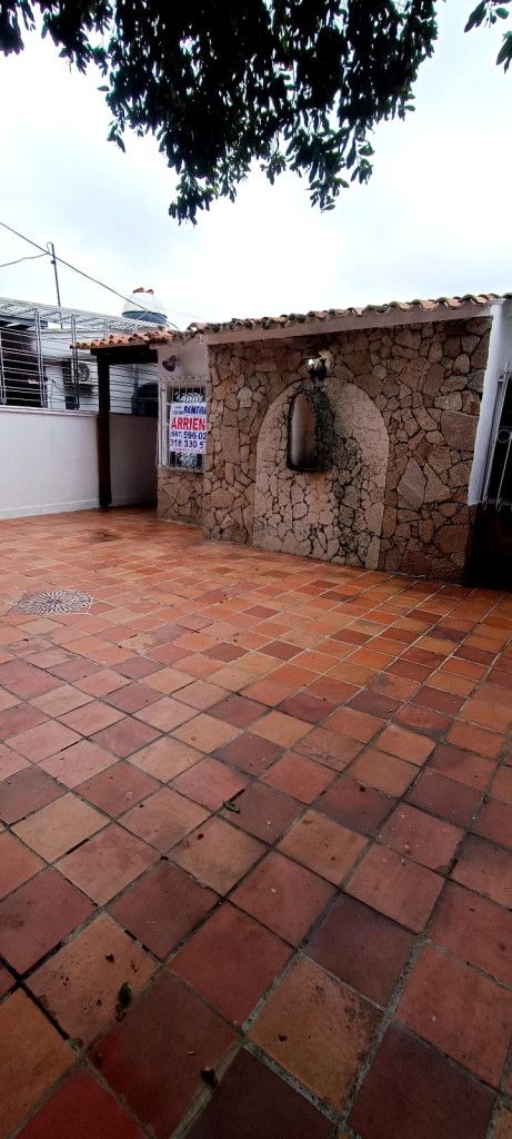 Casa en venta Norte De Santander Cúcuta Cr Villas De Santorini 240 m2 Habitaciones 3 Baños 2 Garajes 3 Precio $480000000