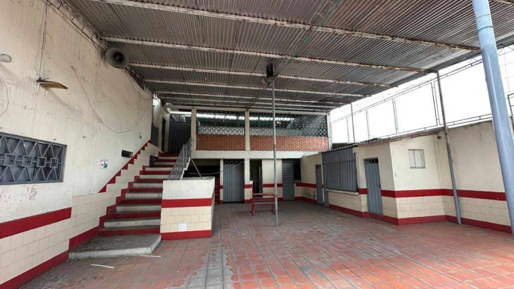 Edificio en venta Norte De Santander Cúcuta Lleras Restrepo 1000 m2 Habitaciones 0 Baños 4 Garajes 0 Precio $2300000000