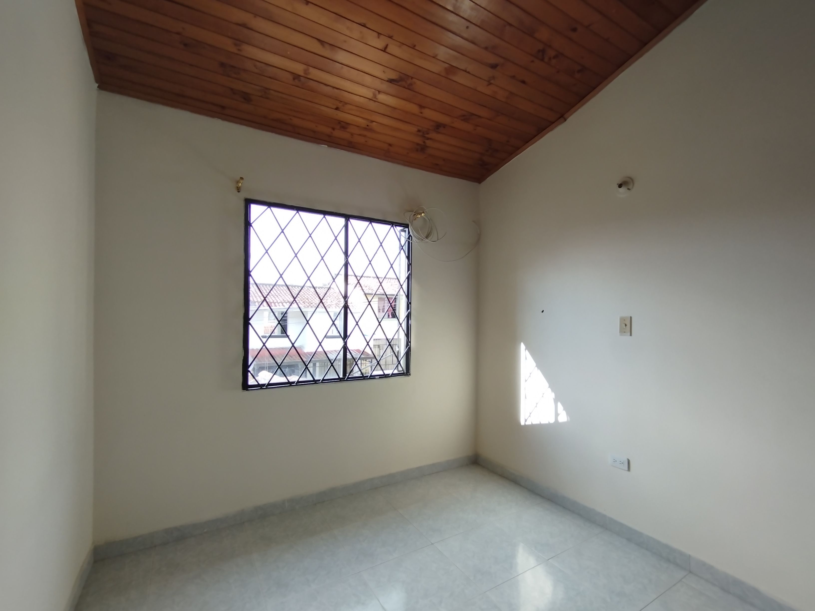 Casa en arriendo Santander Piedecuesta Bosques De Aranjuez 97 m2 Habitaciones 5 Baños 2 Garajes 0 Precio $1450000